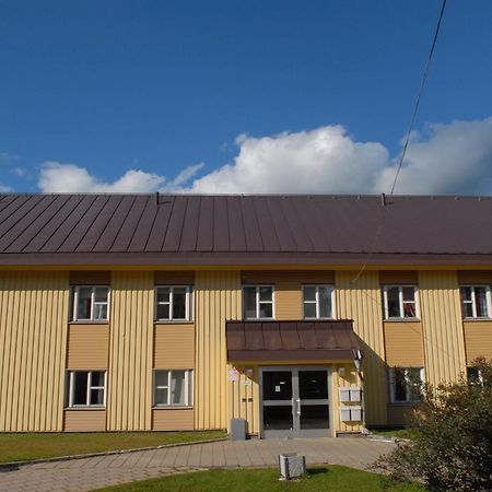 Svefi Vandrarhem - Hostel Хапаранда Екстериор снимка