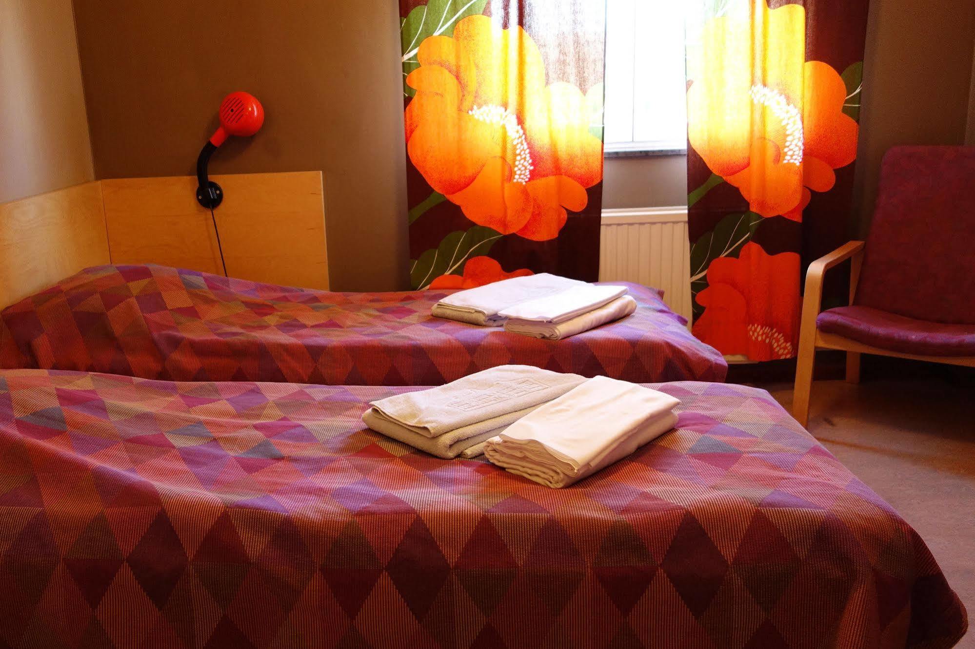 Svefi Vandrarhem - Hostel Хапаранда Екстериор снимка