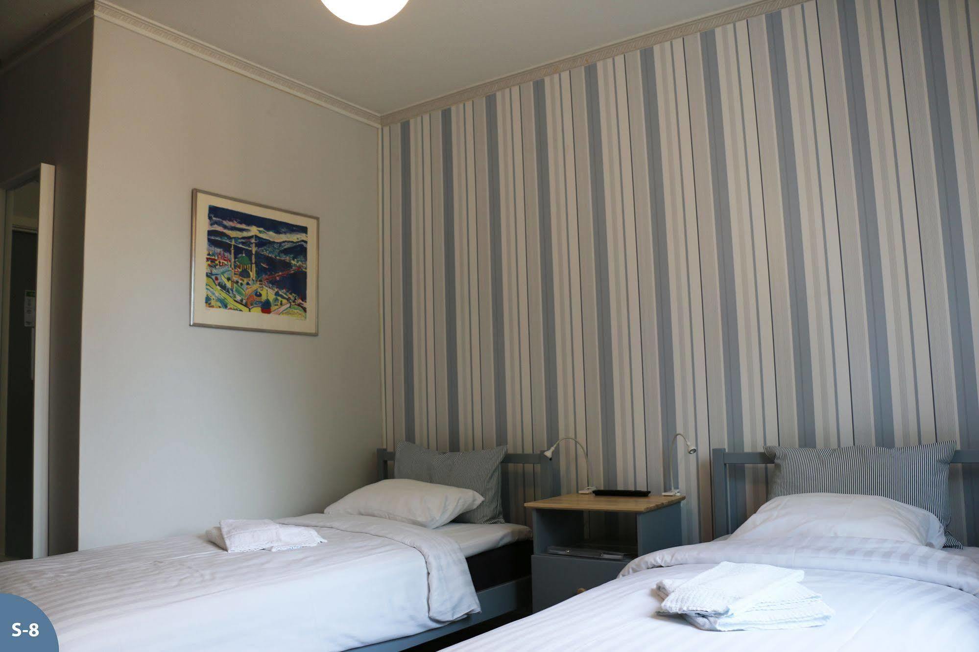 Svefi Vandrarhem - Hostel Хапаранда Екстериор снимка